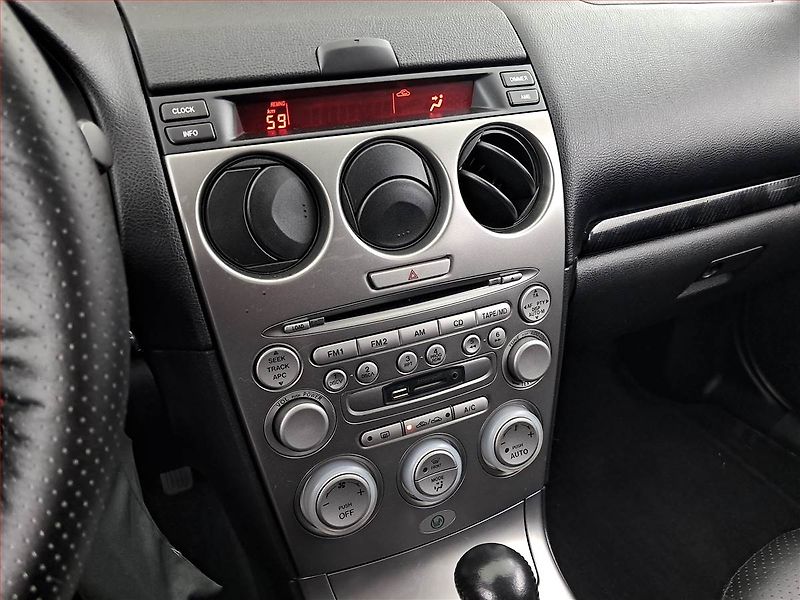 Mazda 6 (2005) 2.3 AWD, 4X4, Automat, Tažné - fotka 12 z 17