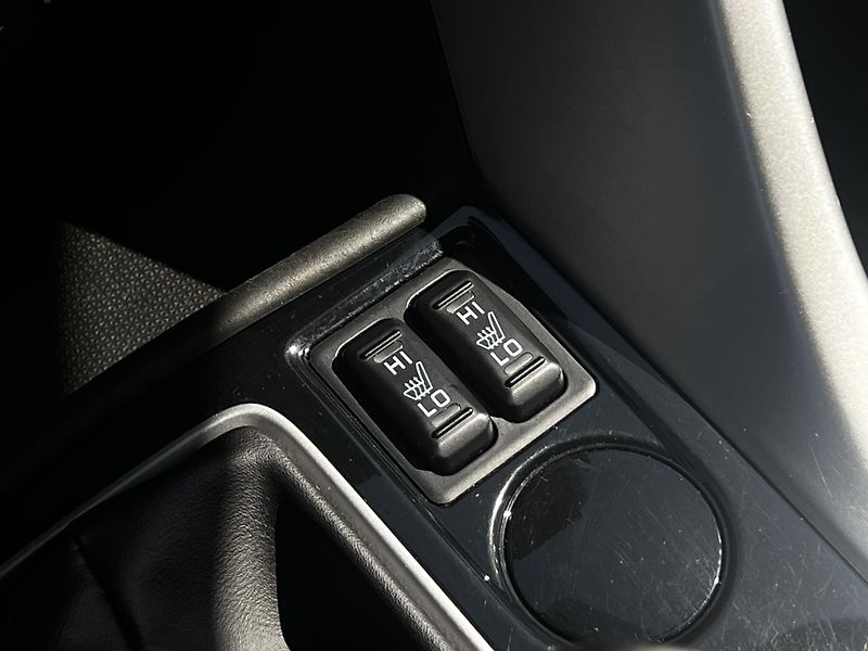 Mitsubishi Eclipse Cross (2020) 1.5 T-MIVEC 120KW - fotka 18 z 24
