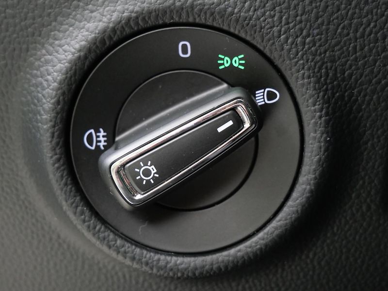 Škoda Superb - fotka 13 z 23