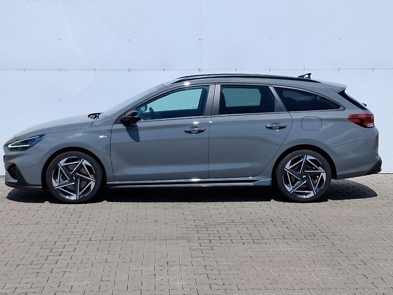 Hyundai i30 1.5 T-GDI MHEV DCT N-Line - fotka 3 z 23