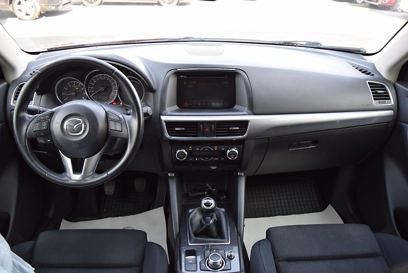 Mazda CX-5 (2015) 2.0i SKYACTIV-G 121kw CENTRE-L - fotka 17 z 44