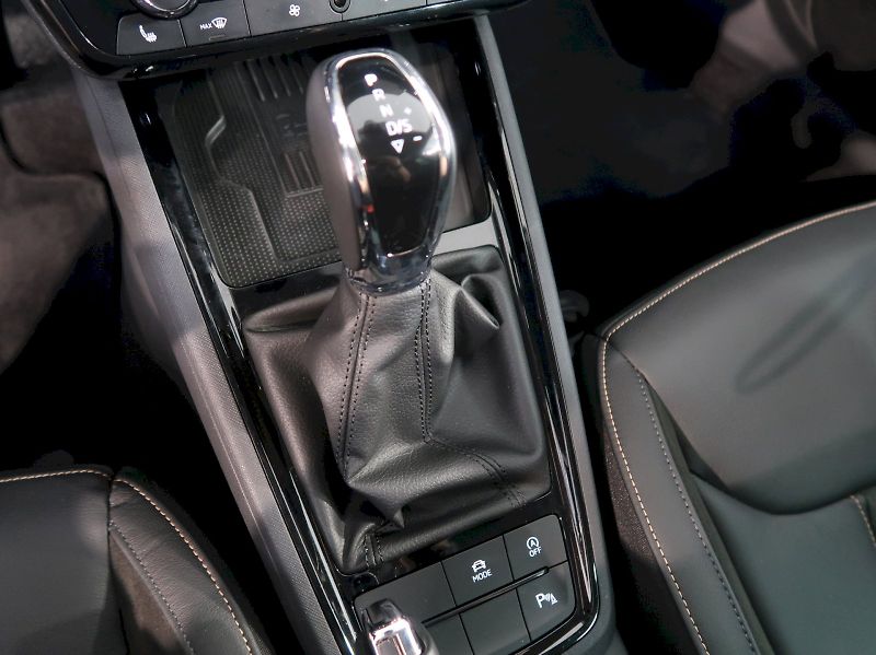Škoda Kamiq (2025) TOP SELECTION 1.0TSI 85KW DSG - fotka 32 z 40