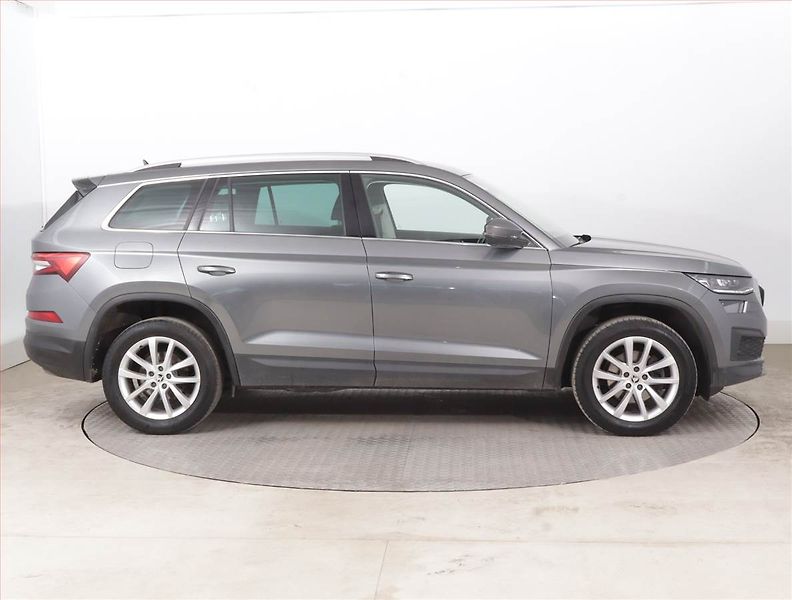 Škoda Kodiaq (2023) Style 2.0 TDI - fotka 6 z 18