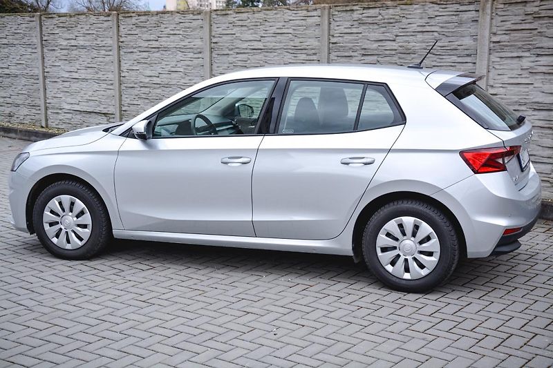 Škoda Fabia (2022) 4 Ambition 7ST Aut DSG 1MAJ ČR - fotka 7 z 36