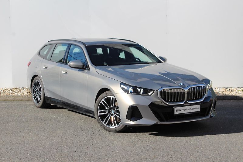 BMW Řada 5 BMW 520d xDrive Touring - fotka 7 z 28