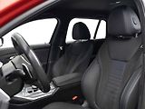 BMW Řada 3 330i Touring - náhled 18
