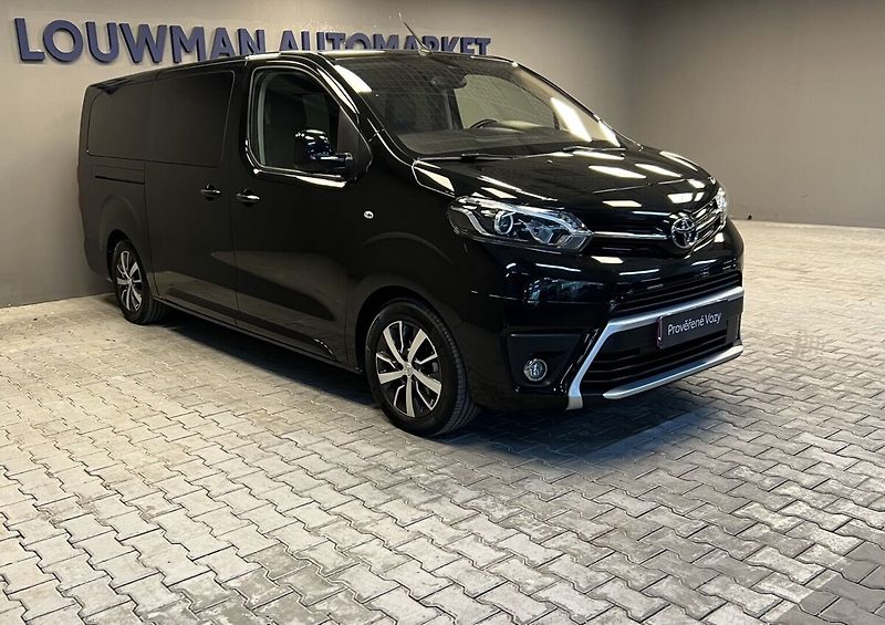 Toyota ProAce Verso VIP LONG 7S - fotka 16 z 19