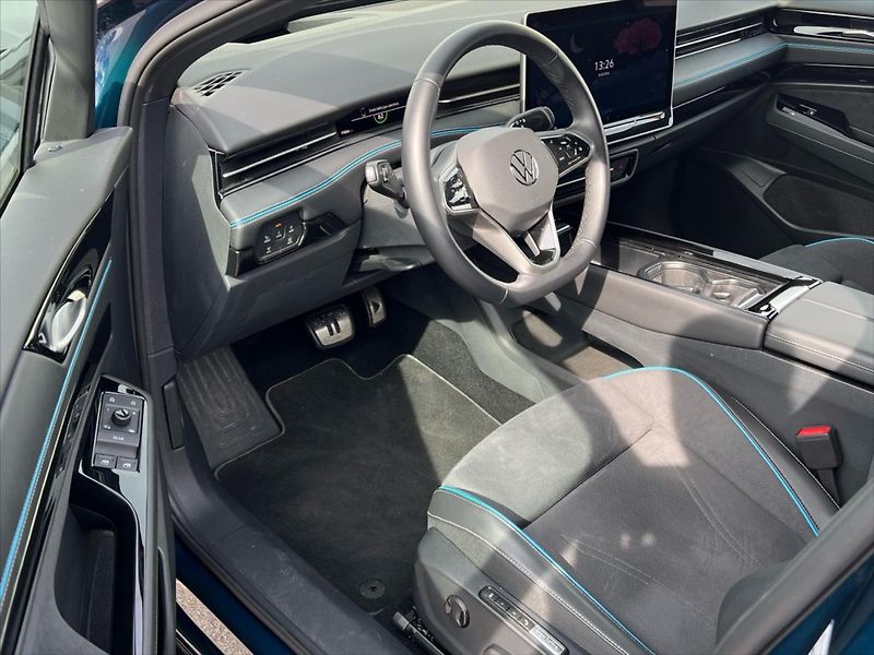 Volkswagen ID.7 1,0 210 kW kap. 77kWh  PRO - fotka 6 z 33