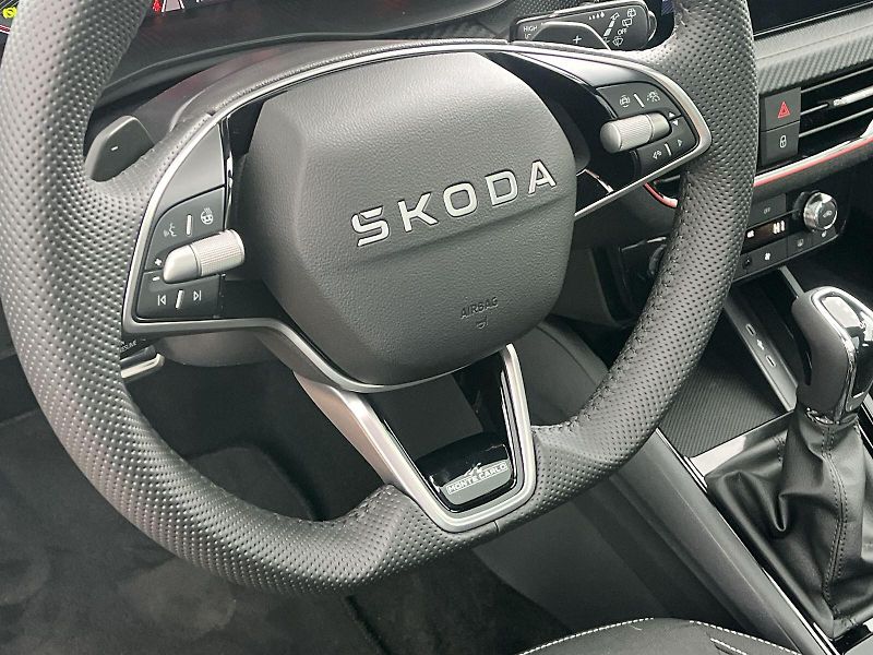 Škoda Kamiq (2026) 1.0 TSI 85 KW DSG Monte Carlo - fotka 21 z 27