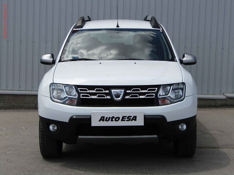 Dacia Duster (2016) 1.6 SCe, ČR, servis.kniha, AC - fotka 2 z 14