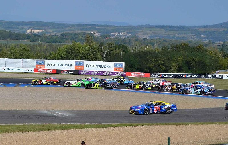 Martin Doubek v plné jízdě.