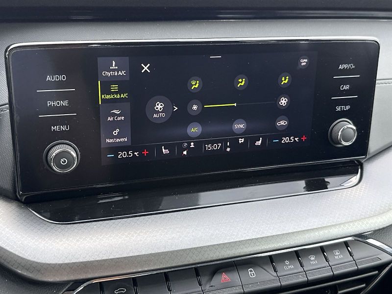 Škoda Octavia (2023) Combi 2.0 TDI 4x4 DSG Ambition - fotka 14 z 31
