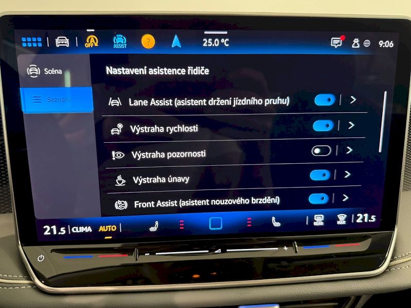 Volkswagen Passat (2024) BUSINESS 2.0TDI 110 KW DSG ZÁR - fotka 19 z 36