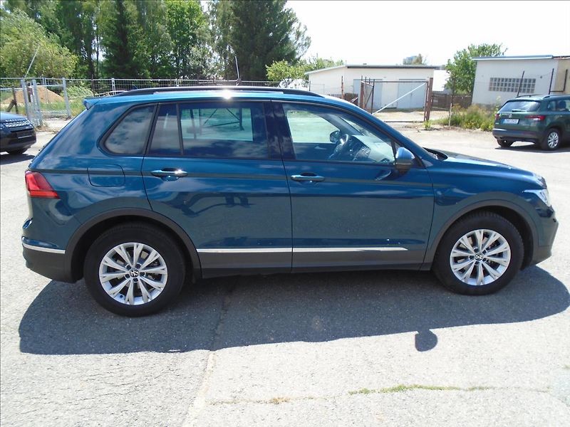 Volkswagen Tiguan 2,0   2.0.TDI-110KW - fotka 7 z 29
