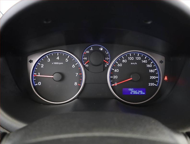 Hyundai i20 (2014) 1.2, ČR,1.maj - fotka 8 z 11