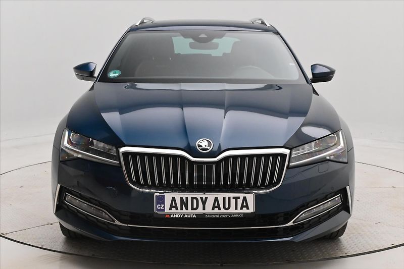 Škoda Superb 2,0 TSI 206kW L&K DSG 4x4 Záru - fotka 2 z 32