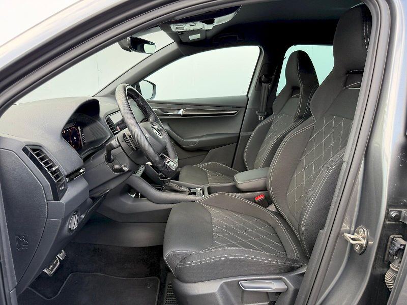 Škoda Karoq (2024) 2.0 TDI 110kW 4x4 SportLine DS - fotka 5 z 35