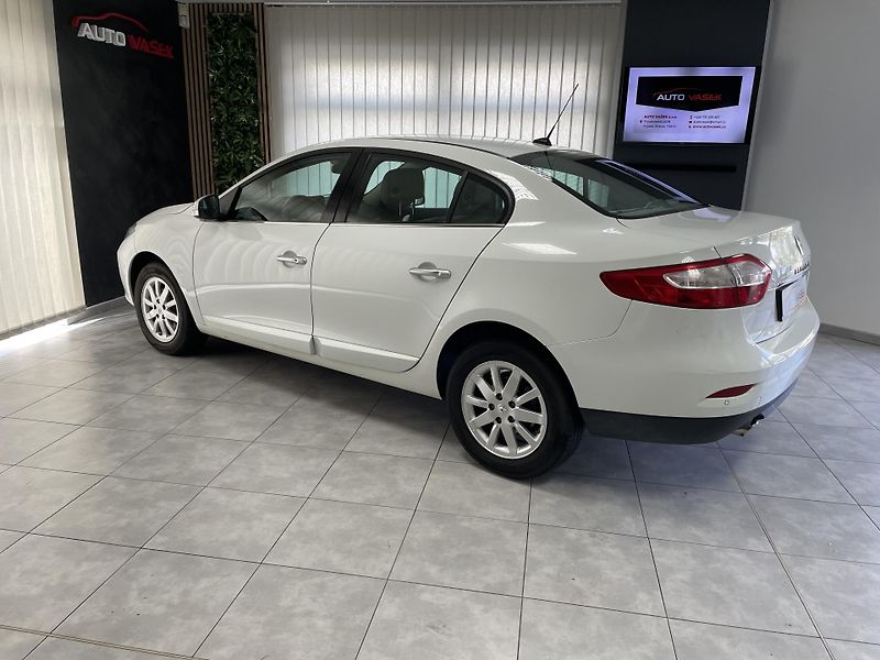 Renault Fluence 1.6 i ČR 1.MAJ.SER.NAVI.DIGIAC - fotka 7 z 23