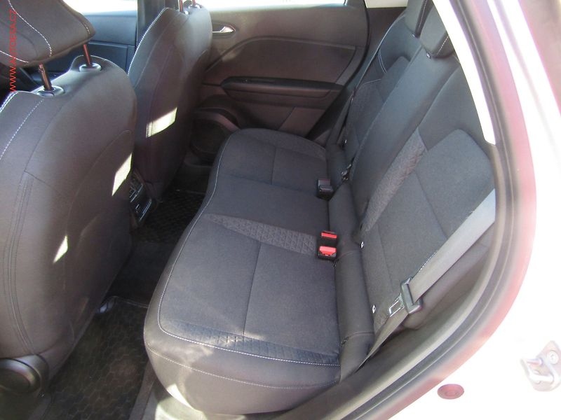 Renault Captur (2024) 1.0 TCe, ČR, Equilibre - fotka 10 z 19