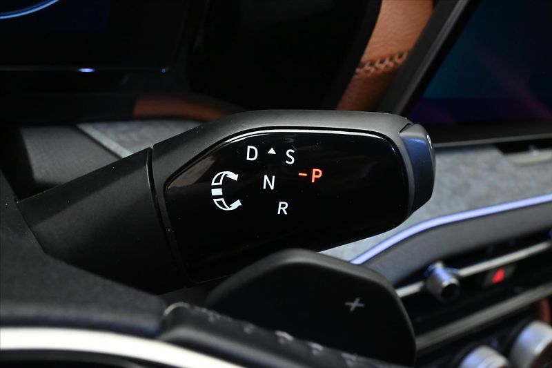 Škoda Kodiaq 2,0 TDI 110kW DSG Selection 7 - fotka 24 z 35