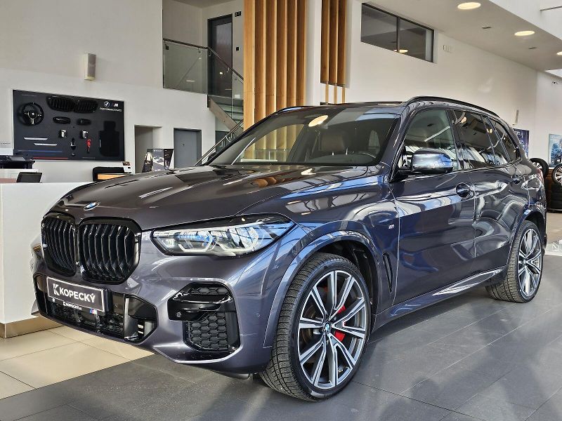 BMW X5 M50i - fotografie inzerátu