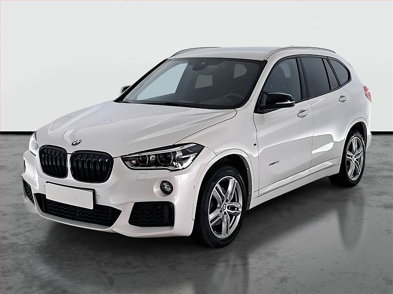 BMW X1 (2017) xDrive18d, Automat, Serv.kniha - fotka 2 z 19