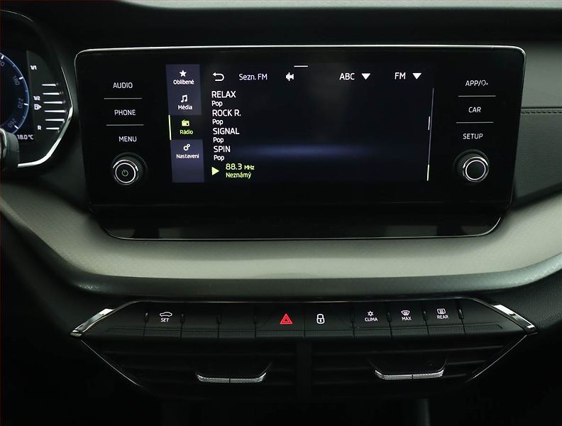 Škoda Octavia (2023) Ambition 2.0 TDI, ČR,1.maj - fotka 12 z 15