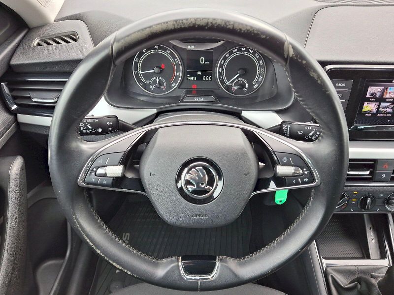 Škoda Scala (2023) Ambition 1,0TSi 81kW - fotka 15 z 33
