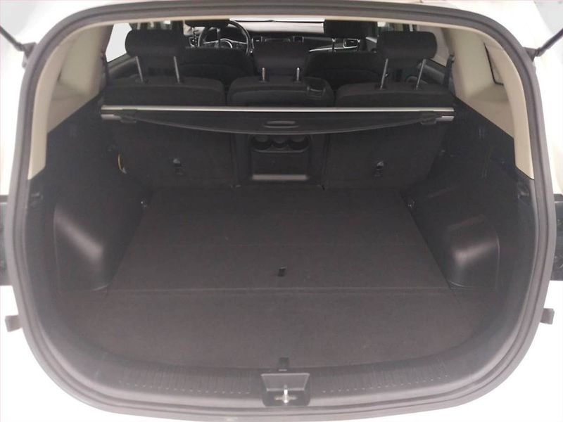 Kia Carens (2016) 1.6 GDI, Serv.kniha, Tempomat - fotka 14 z 18