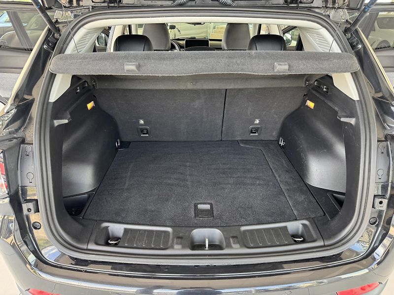 Jeep Compass 1,3T 4xe*AWD*FACELIFT*Kam*DPH - fotka 31 z 34