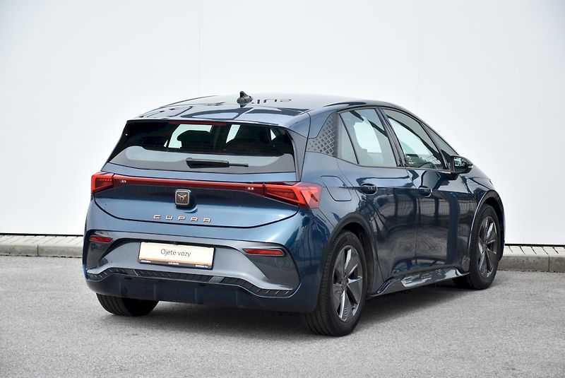 Cupra Born (2021) 150 KW 58kWh Baterka - fotka 9 z 28