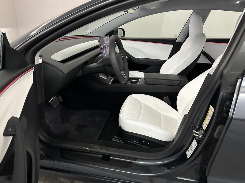 Tesla Model 3 LONG RANGE DUAL MOTOR SOH 93,5 - fotka 6 z 12