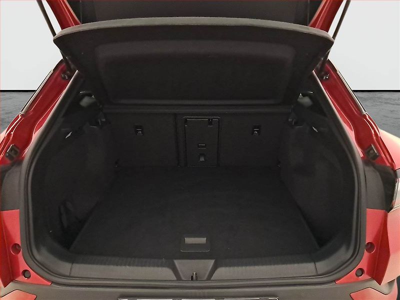 Volkswagen ID.4 (2022) Pro Perf. (82 kWh), SoH 92% - fotka 14 z 29