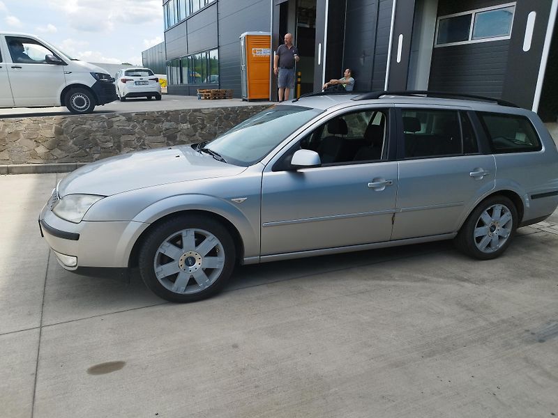 Ford Mondeo (2006) 2.0TDCI,volat-608 081 843 - fotka 7 z 15