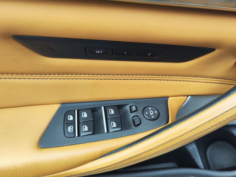 BMW Řada 5 540d/235kW xDrive Luxury AT - fotka 37 z 40