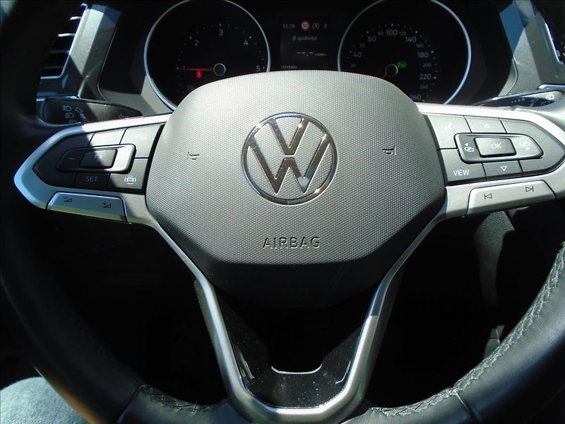 Volkswagen Tiguan 2,0   2.0.TDI-110KW - fotka 27 z 29