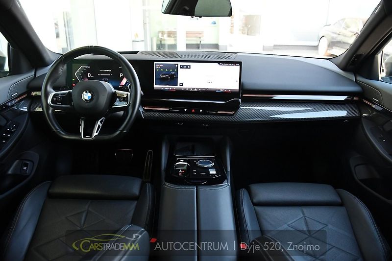 BMW Řada 5 520d xDrive MSPORT 3LZÁRUKA ČR - fotka 21 z 59