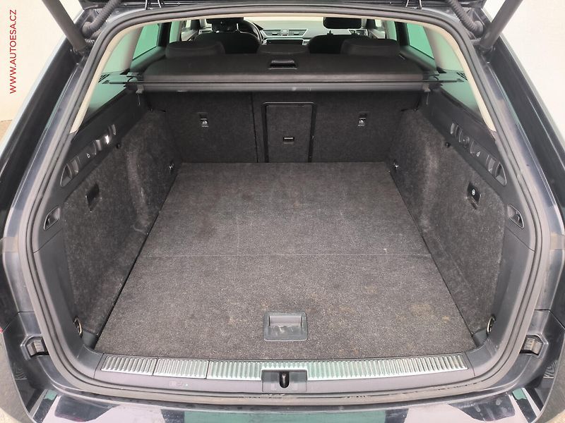 Škoda Superb (2019) 1.5 TSi, Style, DSG, +ALU - fotka 7 z 33