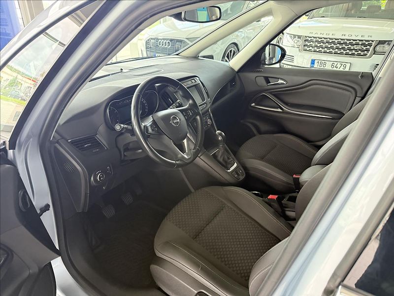Opel Zafira 1,4   103kW,SERVISKA,2.MAJ,7MÍ - fotka 7 z 26