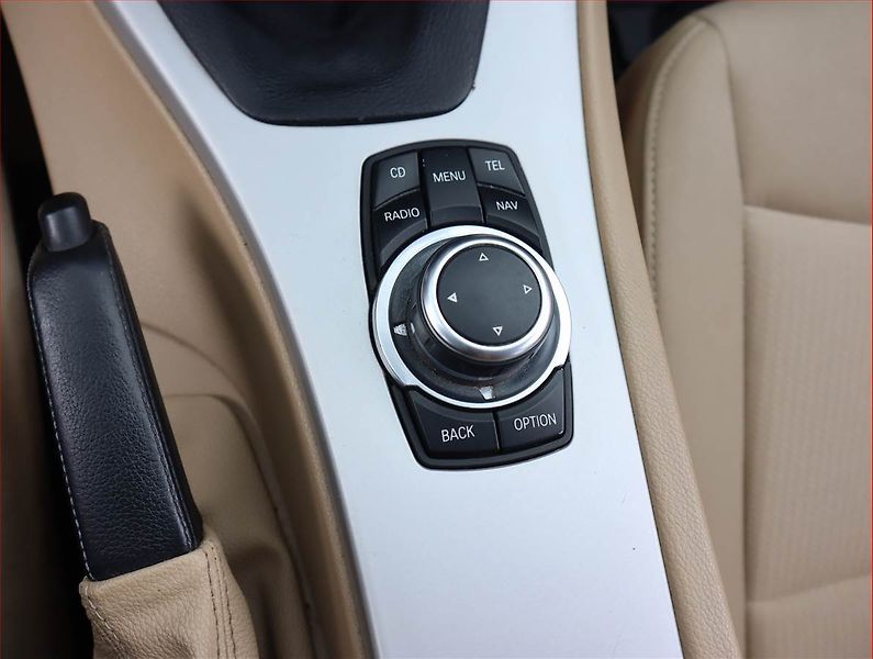 BMW Řada 3 (2010) 320 d xDrive, 4X4, Navi - fotka 17 z 19