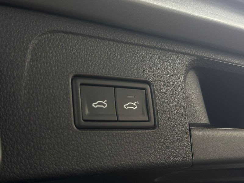 Volkswagen Passat 2.0TDI 110kW DSG IQ 360 Tažné - fotka 36 z 39