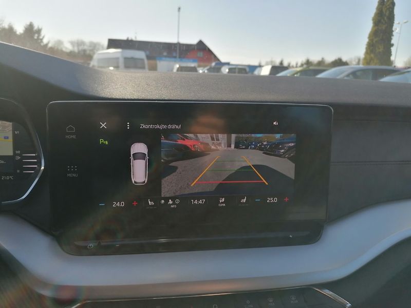 Škoda Octavia (2020) 2.0 TDi  LED,KAMERA,ACC - fotka 12 z 35