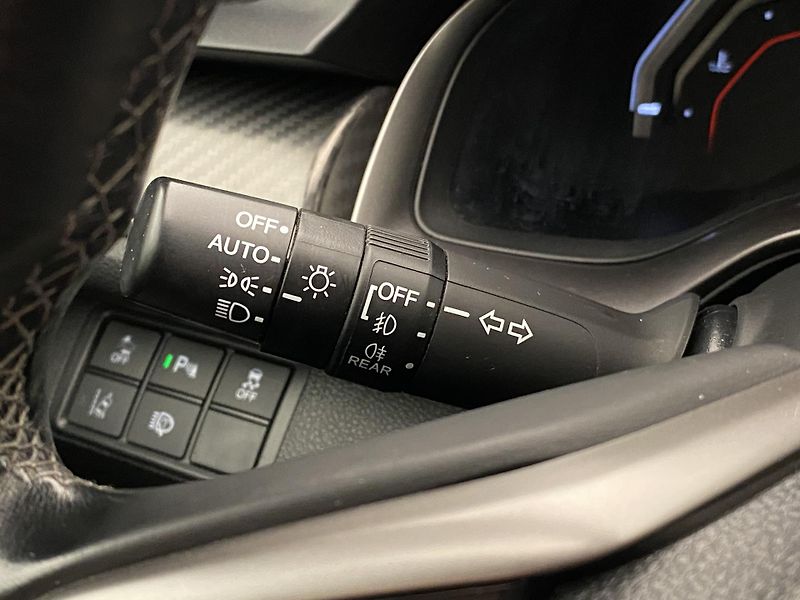 Honda Civic 1.5 VTEC ELEGANCE CZ - fotka 21 z 40