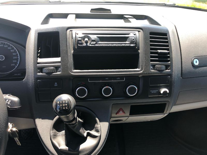 Volkswagen Transporter A 2,0 TDI - fotka 19 z 26
