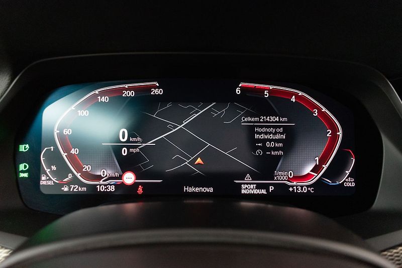 BMW X5 xDrive30d ///MSPORT*TAŽNÉ*ČR* - fotka 28 z 55