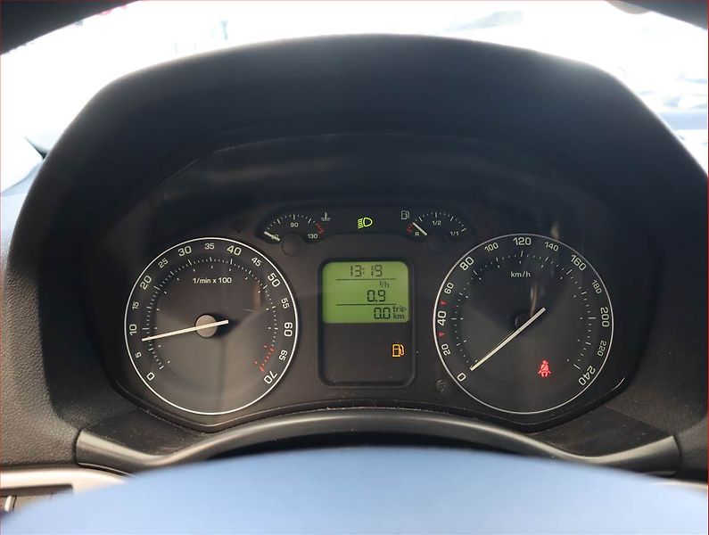 Škoda Octavia (2008) 1.6, po STK, jezdí výborně - fotka 11 z 14