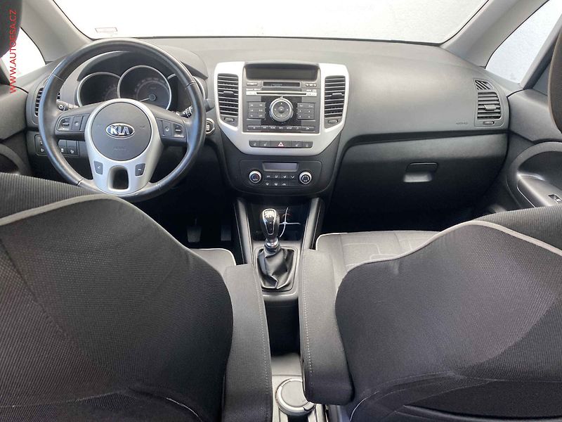 Kia Venga (2016) 1.4i, Výhřev sed, TZ - fotka 8 z 18