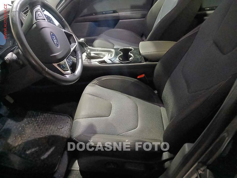 Ford Mondeo (2015) 2.0 TDCi, 2.maj,ČR, navi - fotka 3 z 3