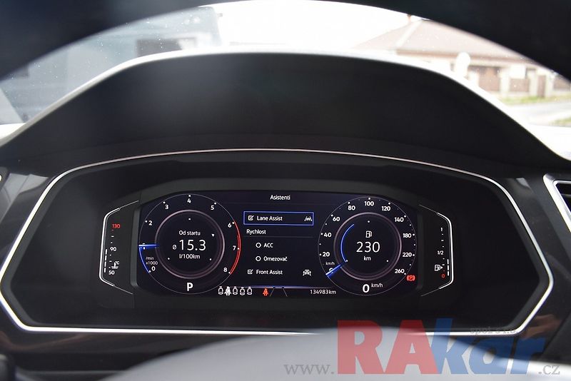 Volkswagen Tiguan Allspace (2021) Highline 2,0 TSI 4Motion,7míst - fotka 18 z 33