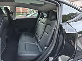 Tesla Model Y RWD 235kw 95,3 % - náhled 43